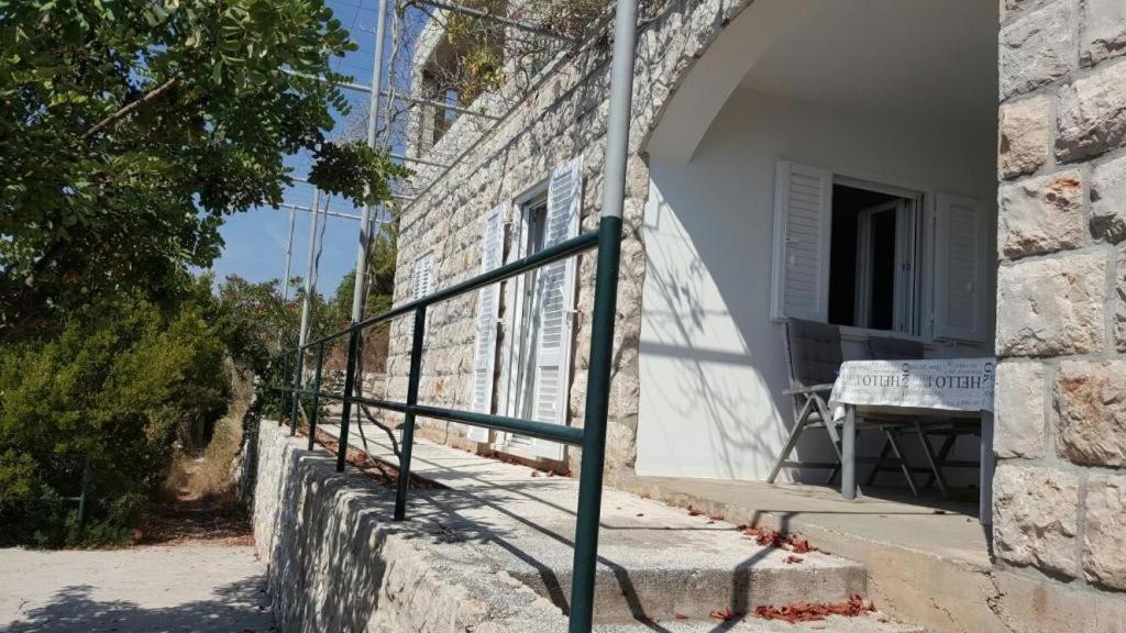 Holiday Home Odiseja Слано Экстерьер фото